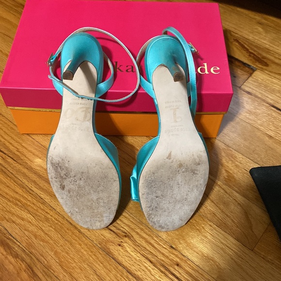 Kate Spade Turquoise Bow Heels Size 9 - Picture 2 of 4